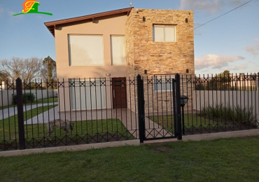 Casa en Alquiler en Parquemar, Miramar # 2594